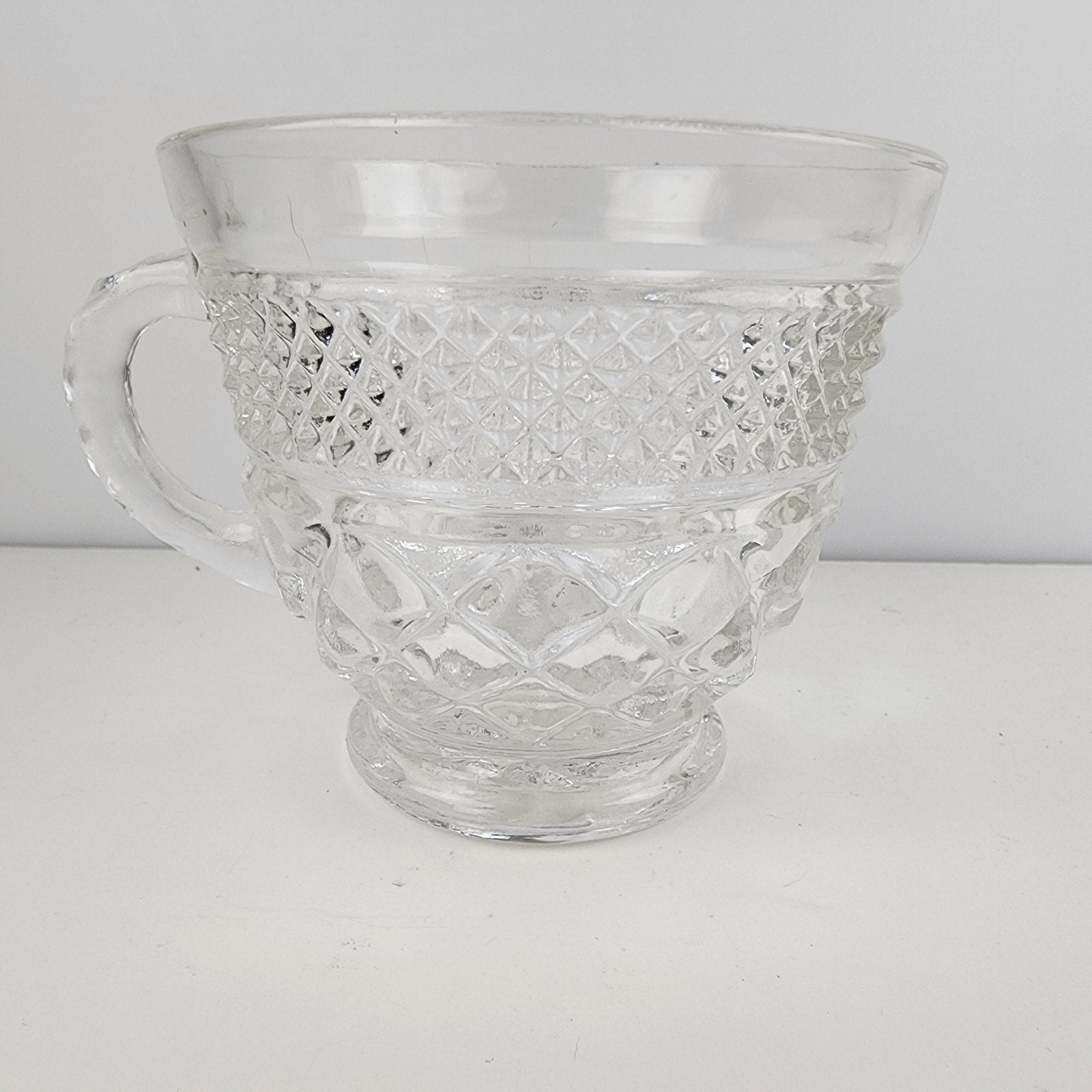 Glass Anchor Hocking Wexford Footed Punch Cup w/ Diamond Pattern Set of 7