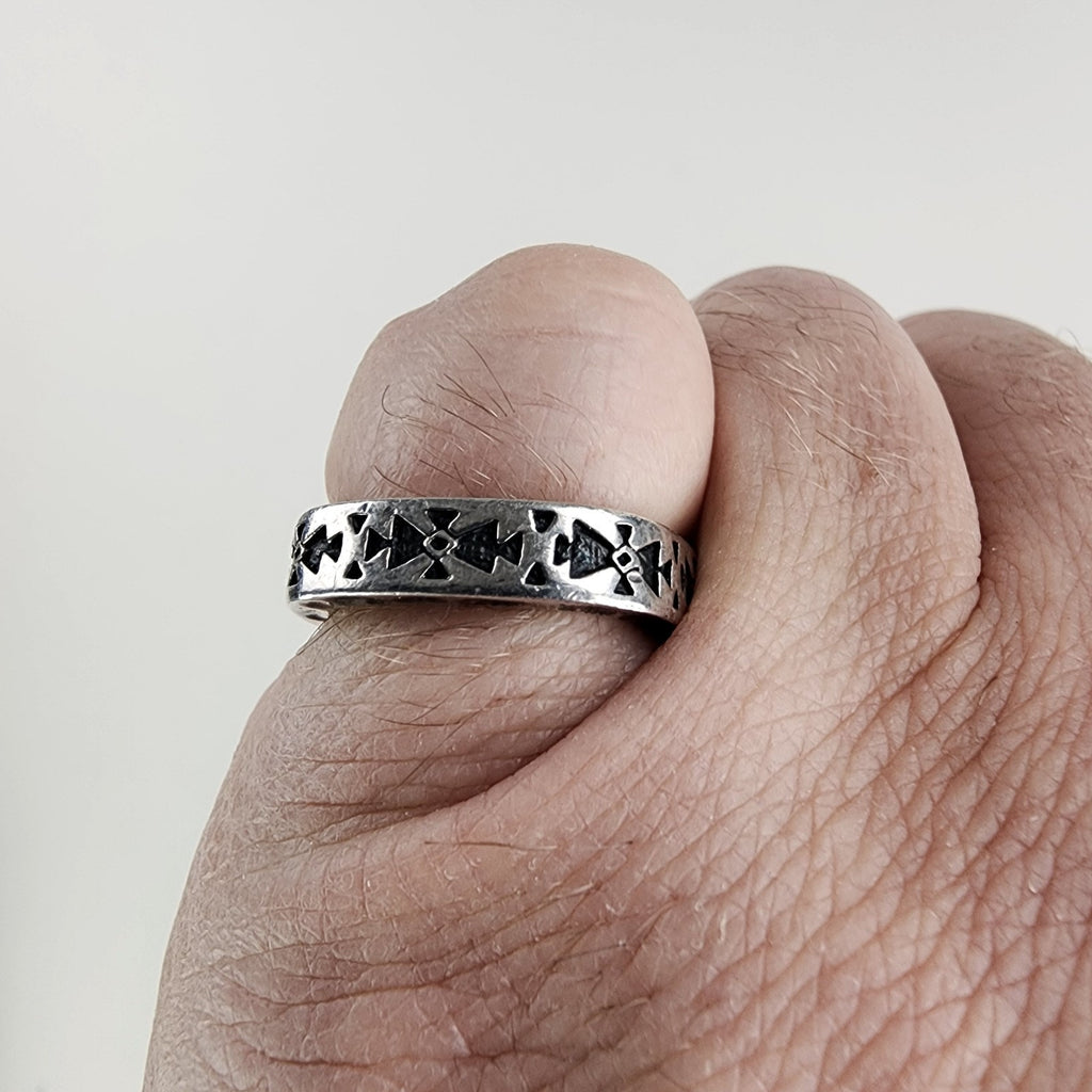 Clocks and Colors Retired Square Patterned Ring Size 7 1/2 Sterling Silver 925