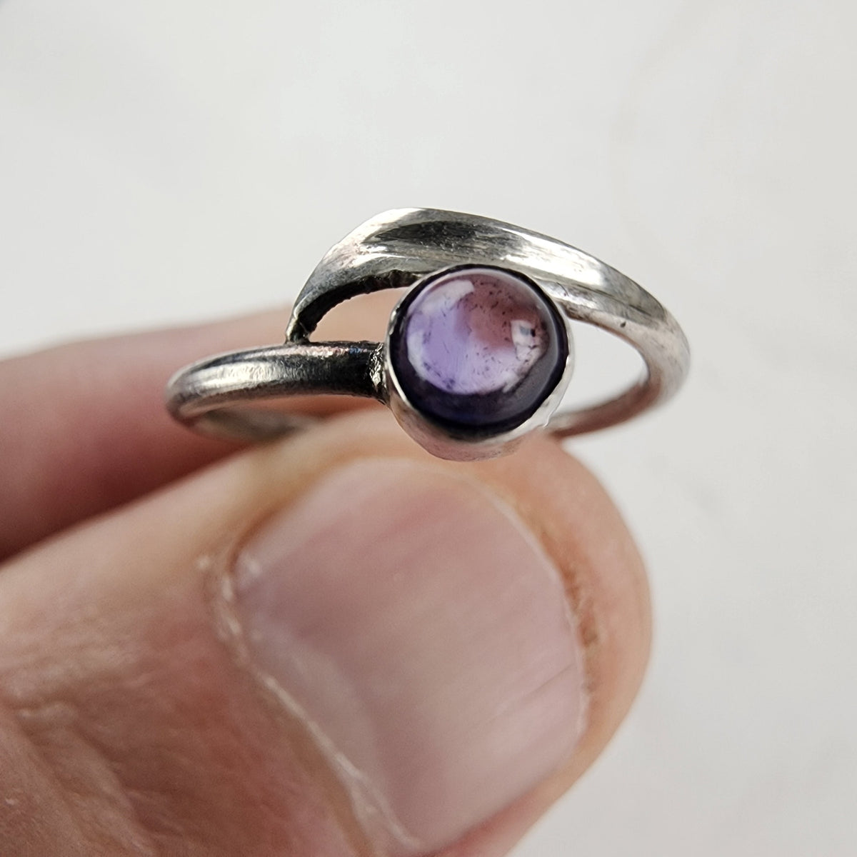 Vintage Amethyst Birthstone Ring Size 5 1/2 in Sterling Silver 925