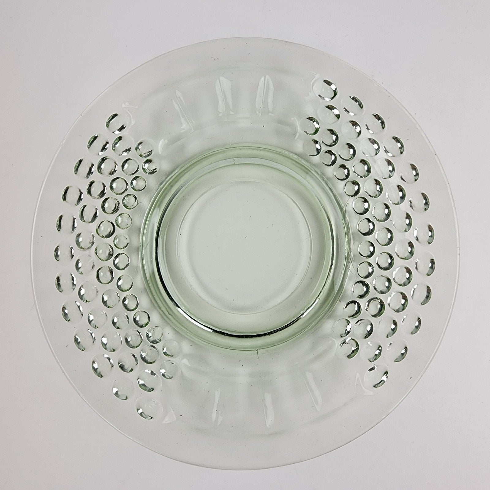 6" UV Uranium Green Glow Glass Plate by American Pioneer Set of 2