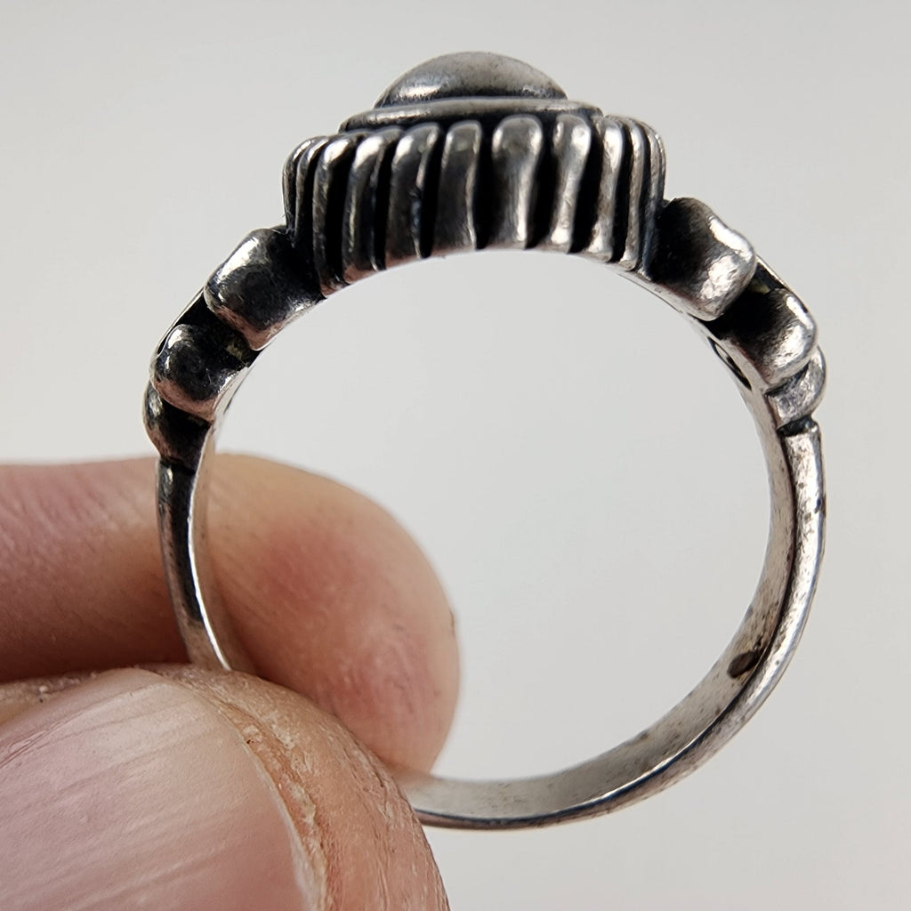 Vintage Brighton Raised Dome Ring Size 9 in Sterling Silver 925