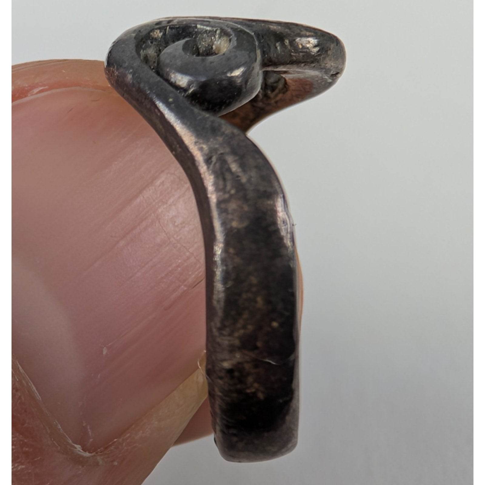 Vintage Thai Scrollwork Sterling Silver 925 Ring Size 5 1/2