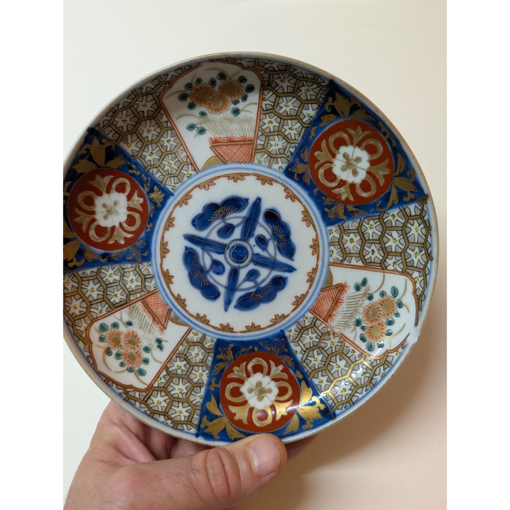 Japanese IMARI Porcelain Plate 7" Arita Hand Painted Pair