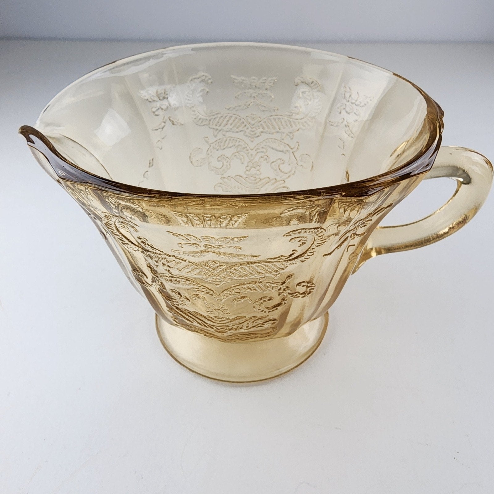 Federal Amber Yellow Madrid Coffee Creamer